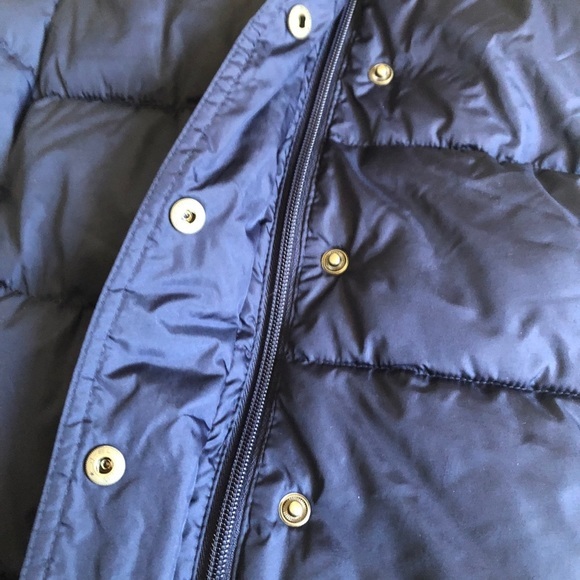 Old Navy dark blue Puffer Vest XS Like New! - Picture 8 of 10